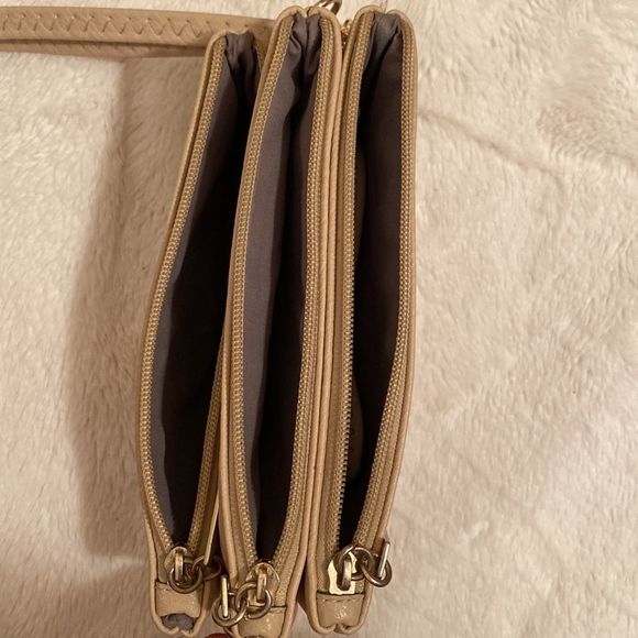 3 large compartment clutch wallet - Picture 4 of 7